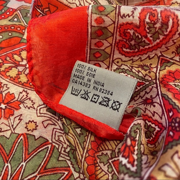 100% Silk Scarf - Picture 4 of 4